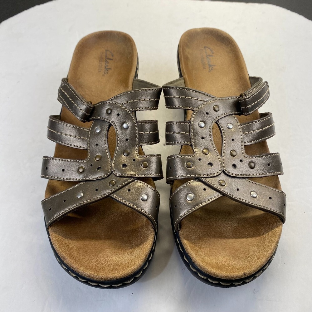 Clarks Bendable Womens Sandals Wedge Slip On Metallic Bronze Strappy Size 10 M - Picture 2 of 12